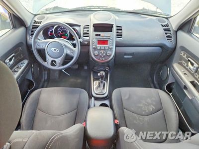 Zdjęcie 8 z 12 samochodu: 2012 KIA SOUL + VIN:KNDJT2A6XC7412108 - miniatura