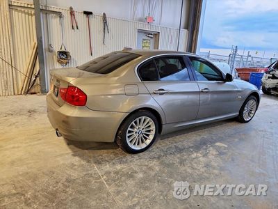 Trzecie zdjęcie samochodu z tyłu: 2011 BMW 335 XI VIN:WBAPL5C57BA919059 - miniatura