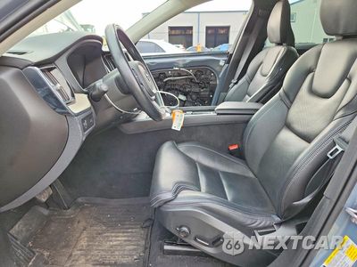 Zdjęcie 7 z 13 samochodu: 2022 VOLVO XC60 B5 INSCRIPTION VIN:YV4L12RL8N1915373 - miniatura