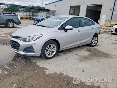 2019 CHEVROLET CRUZE LS 1G1BC5SM1K7131695 - główne zdjęcie licytacji z USA - miniatura