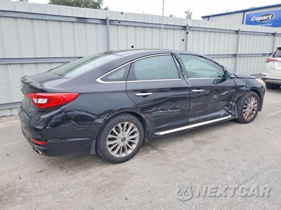Trzecie zdjęcie samochodu z tyłu: 2015 HYUNDAI SONATA LIMITED VIN:5NPE34AF0FH064266 - miniatura