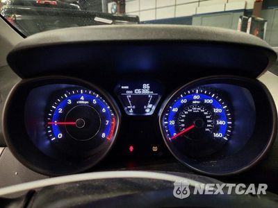 Zdjęcie 9 z 12 samochodu: 2013 HYUNDAI ELANTRA GLS VIN:5NPDH4AE8DH210575 - miniatura