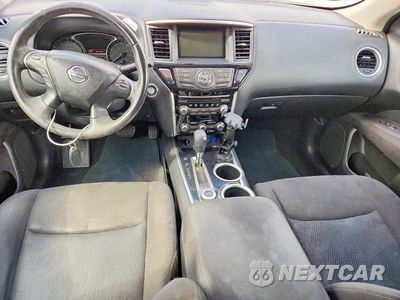 Zdjęcie 8 z 13 samochodu: 2014 NISSAN PATHFINDER SV VIN:5N1AR2MM5EC701153 - miniatura
