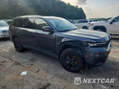 Czwarte zdjęcie samochodu z boku: 2025 JEEP GRAND CHEROKEE L LAREDO VIN:1C4RJJAG1S8745253 - miniatura