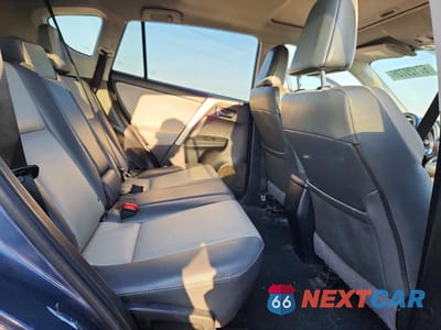 Zdjęcie 10 z 12 samochodu: 2014 TOYOTA RAV4 LIMITED VIN:2T3DFREV0EW156986 - miniatura