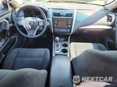 Zdjęcie 8 z 12 samochodu: 2015 NISSAN ALTIMA 2.5 S VIN:1N4AL3AP4FC579435 - miniatura
