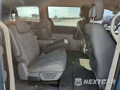 Zdjęcie 11 z 13 samochodu: 2010 CHRYSLER TOWN & COUNTRY TOURING VIN:2A4RR5D11AR309166 - miniatura
