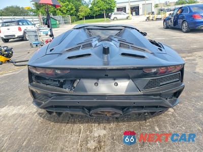 Zdjęcie 6 z 12 samochodu: 2018 LAMBORGHINI AVENTADOR S VIN:ZHWUG4ZD5JLA06879 - miniatura