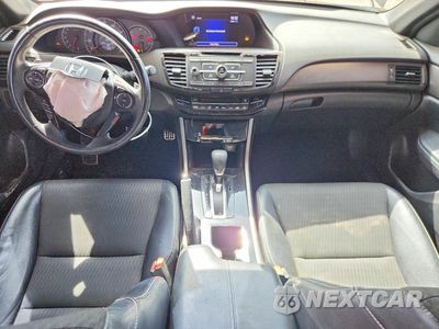 Zdjęcie 8 z 12 samochodu: 2017 HONDA ACCORD SPORT VIN:1HGCR2F5XHA148472 - miniatura