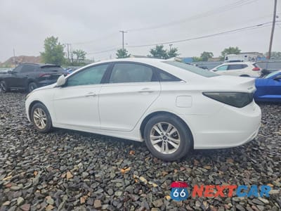 Drugie zdjęcie samochodu z przodu: 2013 HYUNDAI SONATA GLS VIN:5NPEB4AC9DH757178 - miniatura