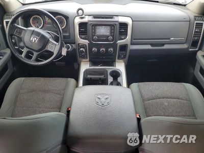Zdjęcie 8 z 12 samochodu: 2016 RAM 1500 SLT VIN:1C6RR7GG2GS214664 - miniatura