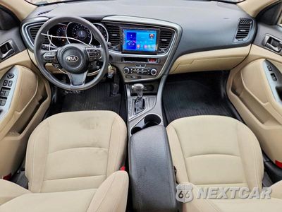 Zdjęcie 8 z 12 samochodu: 2015 KIA OPTIMA LX VIN:5XXGM4A70FG487312 - miniatura