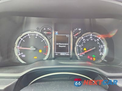Zdjęcie 9 z 13 samochodu: 2021 TOYOTA 4RUNNER LIMITED VIN:JTEDU5JR7M5246760 - miniatura