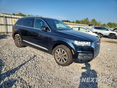 Czwarte zdjęcie samochodu z boku: 2017 AUDI Q7 PREMIUM PLUS VIN:WA1LAAF70HD036239 - miniatura