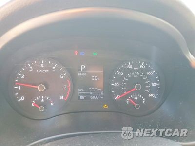 Zdjęcie 9 z 12 samochodu: 2018 KIA RIO LX VIN:3KPA24AB9JE051141 - miniatura