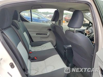 Zdjęcie 10 z 12 samochodu: 2012 TOYOTA PRIUS C THREE VIN:JTDKDTB31C1504173 - miniatura