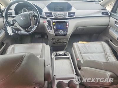 Zdjęcie 8 z 13 samochodu: 2015 HONDA ODYSSEY EXL VIN:5FNRL5H61FB003648 - miniatura