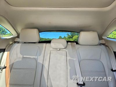 Zdjęcie 10 z 14 samochodu: 2020 JAGUAR E-PACE VIN:SADFK2FX0L1006212 - miniatura