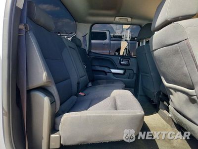 Zdjęcie 10 z 12 samochodu: 2017 CHEVROLET SILVERADO K1500 LT VIN:3GCUKREC3HG428929 - miniatura