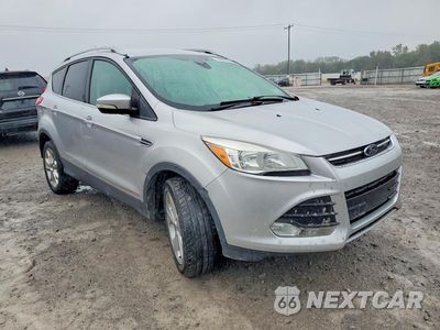Czwarte zdjęcie samochodu z boku: 2015 FORD ESCAPE TITANIUM VIN:1FMCU9J95FUA19885 - miniatura