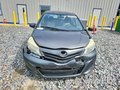 Piąte zdjęcie samochodu w środku: 2012 TOYOTA YARIS 5-DOOR LE VIN:JTDKTUD32CD521567 - miniatura