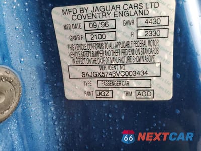 Zdjęcie 12 z 12 samochodu: 1997 JAGUAR XK8 VIN:SAJGX5743VC003434 - miniatura