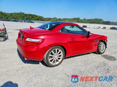 Trzecie zdjęcie samochodu z tyłu: 2016 MERCEDES-BENZ SLK 300 VIN:WDDPK3JA7GF115564 - miniatura