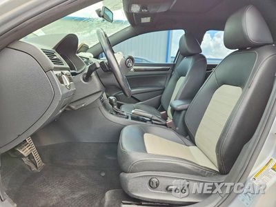 Zdjęcie 7 z 12 samochodu: 2018 VOLKSWAGEN PASSAT GT VIN:1VWJM7A30JC050727 - miniatura