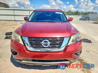 Piąte zdjęcie samochodu w środku: 2017 NISSAN PATHFINDER SV VIN:5N1DR2MN2HC610464 - miniatura
