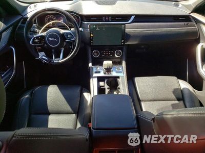 Zdjęcie 8 z 13 samochodu: 2024 JAGUAR F-PACE R-DYNAMIC S VIN:SADCT2FU7RA729196 - miniatura