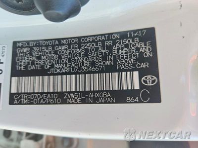 Zdjęcie 12 z 12 samochodu: 2018 TOYOTA PRIUS FOUR VIN:JTDKARFU7J3546671 - miniatura