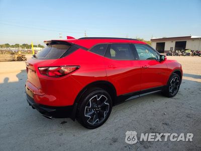Trzecie zdjęcie samochodu z tyłu: 2021 CHEVROLET BLAZER RS VIN:3GNKBERSXMS579122 - miniatura