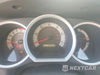 Zdjęcie 9 z 12 samochodu: 2013 TOYOTA TACOMA V6 VIN:3TMLU4EN8DM115865 - miniatura