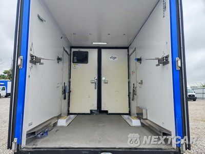 Zdjęcie 10 z 13 samochodu: 2023 FORD E350 REFRIGERATED BOX TRUCK VIN:1FDWE3FK1PDD32050 - miniatura