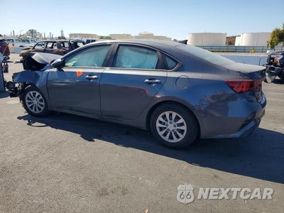 Drugie zdjęcie samochodu z przodu: 2024 KIA FORTE LX VIN:3KPF24AD3RE742734 - miniatura