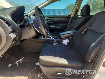 Zdjęcie 7 z 12 samochodu: 2018 NISSAN ALTIMA 2.5 S VIN:1N4AL3AP3JC184879 - miniatura