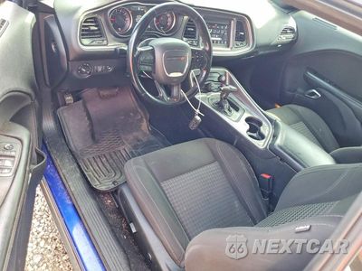 Zdjęcie 8 z 12 samochodu: 2019 DODGE CHALLENGER SXT VIN:2C3CDZGG5KH701094 - miniatura