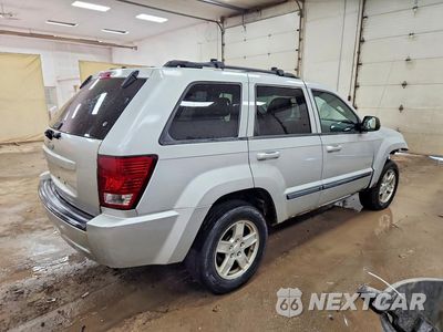 Trzecie zdjęcie samochodu z tyłu: 2007 JEEP GRAND CHEROKEE LAREDO VIN:1J8GR48K37C525721 - miniatura