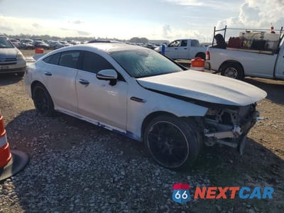 Czwarte zdjęcie samochodu z boku: 2022 MERCEDES-BENZ AMG GT 43 VIN:W1K7X5KBXNA050241 - miniatura