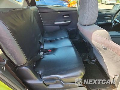 Zdjęcie 10 z 12 samochodu: 2013 TOYOTA PRIUS V TWO VIN:JTDZN3EU6D3219815 - miniatura