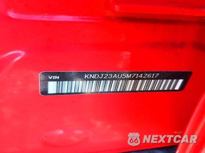 Zdjęcie 12 z 12 samochodu: 2021 KIA SOUL LX VIN:KNDJ23AU5M7142617 - miniatura