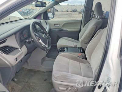 Zdjęcie 7 z 13 samochodu: 2015 TOYOTA SIENNA LE VIN:5TDKK3DC8FS620559 - miniatura