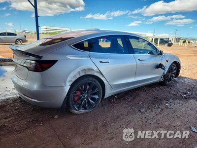 Trzecie zdjęcie samochodu z tyłu: 2018 TESLA MODEL 3 VIN:5YJ3E1EA2JF007881 - miniatura