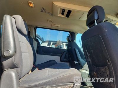 Zdjęcie 11 z 13 samochodu: 2010 DODGE GRAND CARAVAN SE VIN:2D4RN4DE0AR283158 - miniatura