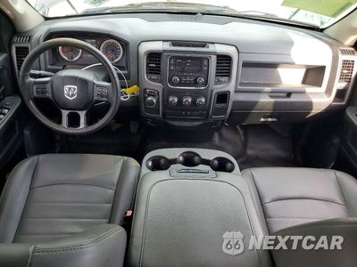 Zdjęcie 8 z 12 samochodu: 2017 RAM 1500 ST VIN:1C6RR6FTXHS752877 - miniatura
