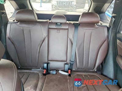 Zdjęcie 10 z 13 samochodu: 2015 BMW X5 XDRIVE50I VIN:5UXKR6C55F0J75280 - miniatura