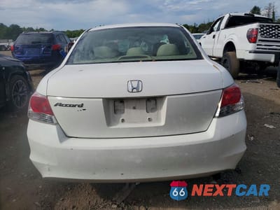 Zdjęcie 6 z 12 samochodu: 2008 HONDA ACCORD EX VIN:1HGCP26718A078416 - miniatura