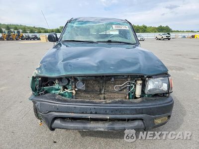 Piąte zdjęcie samochodu w środku: 2001 TOYOTA TACOMA V6 VIN:5TEWN72NX1Z797338 - miniatura