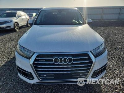 Piąte zdjęcie samochodu w środku: 2018 AUDI Q7 PRESTIGE VIN:WA1VABF74JD038239 - miniatura
