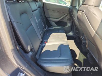Zdjęcie 10 z 13 samochodu: 2023 TESLA MODEL Y VIN:7SAYGDEE4PA157701 - miniatura